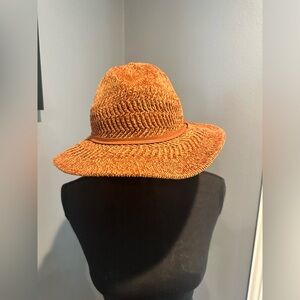 Anne Klein hat